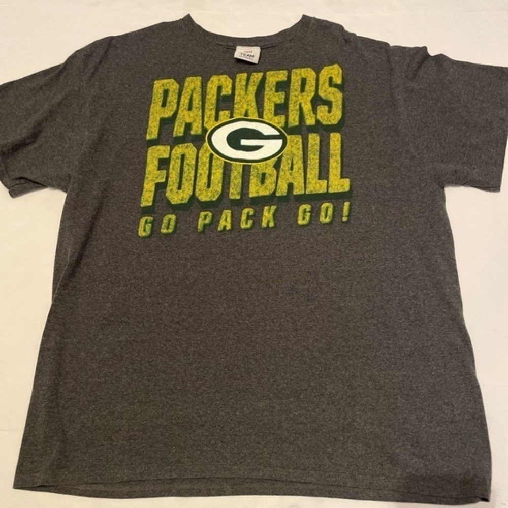 NFL Team Apparel Green Bay Packers Football T-Shirt Grey Go Pack Go Graphic‎ Tee